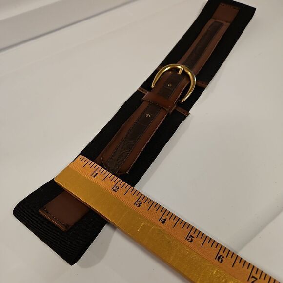 Elastic Black Belt with Brown Bonded Leather Gold Hardware - Picture 4 of 5